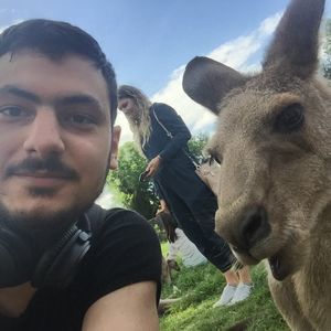 Meet your Posher, Christos